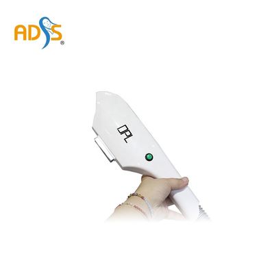 Mesin Penghilang Rambut IPL Portable Yang Kuat Penghilang Kerut Ukuran Spot 10*50mm